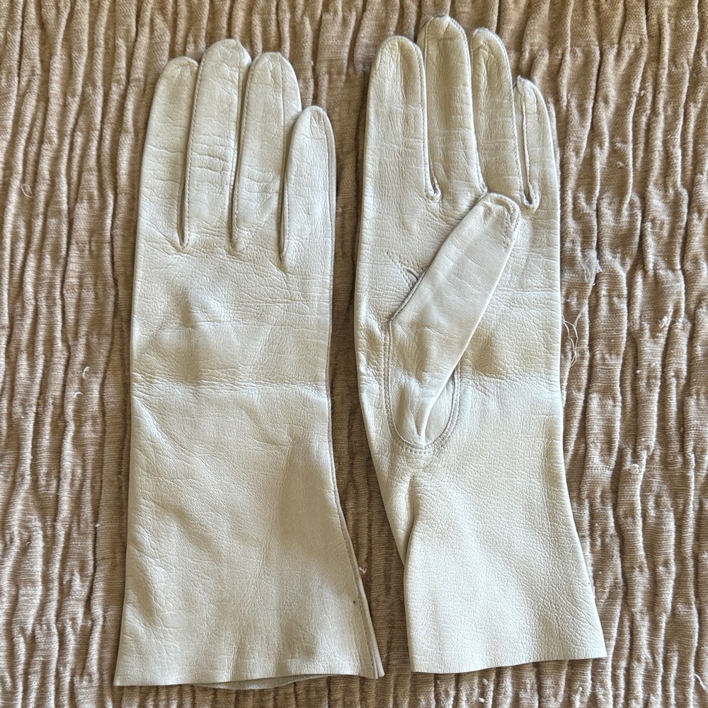 VINTAGE Dove Grey / Cream Leather Gloves size 7 1/2